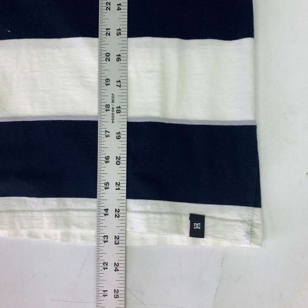 DC Shoes Kids Navy Blue White Striped Short Sleeve Pocket T-Shirt Skate Size 12 - Picture 12 of 12